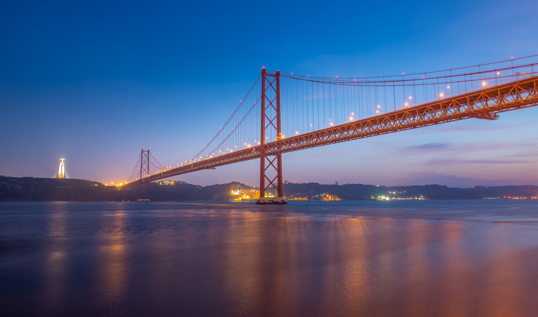 Ponte 25 De Abril by Aljaz Vidmar