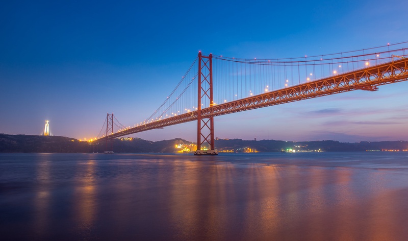 Ponte 25 De Abril by Aljaz Vidmar