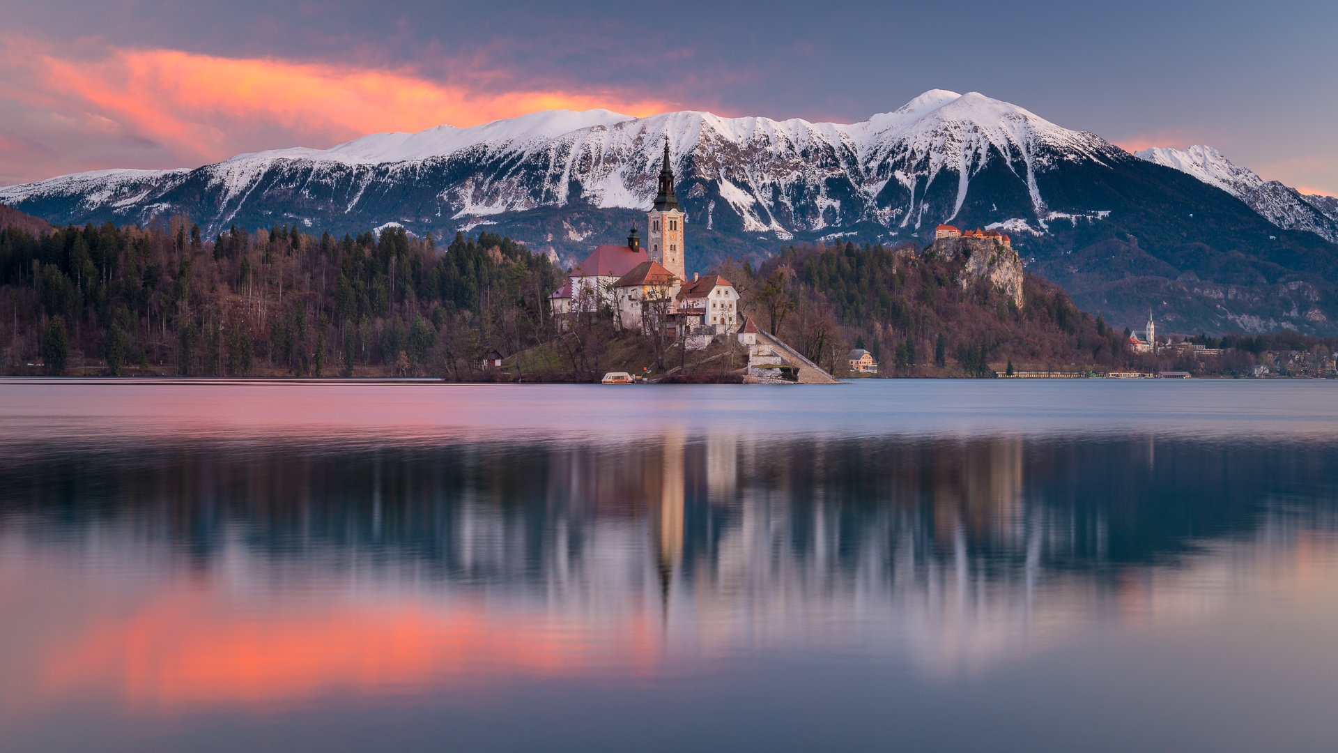 Jutro na Bledu by Aljaz Vidmar