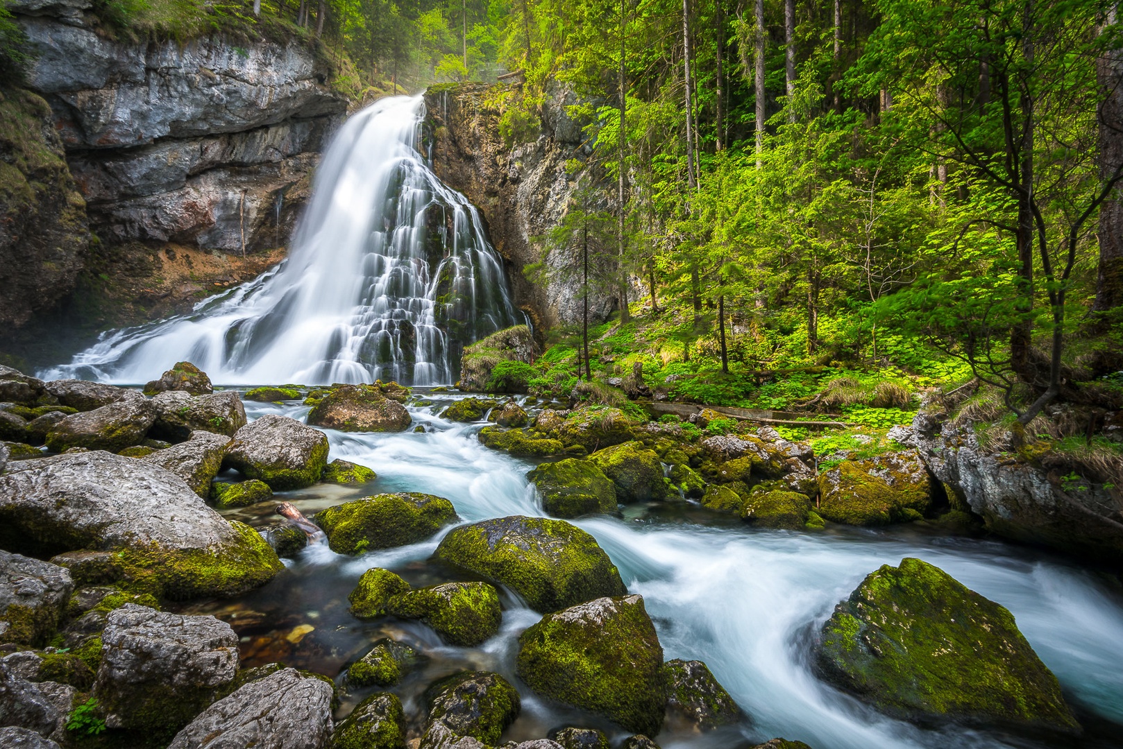 Gollinger Wasserfall / Avstrija by Aljaz Vidmar