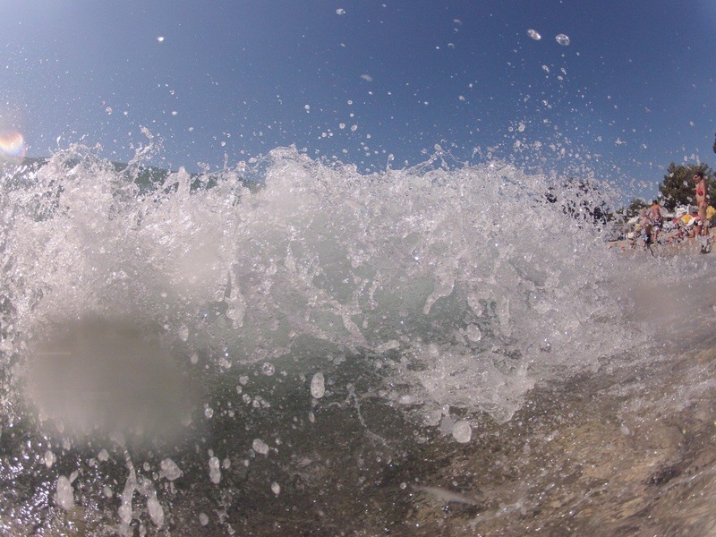 Wave by Tin Skok