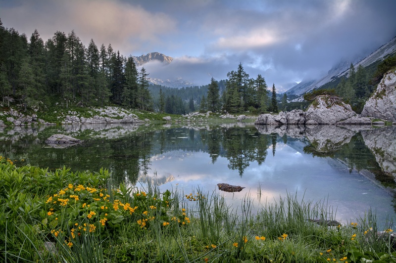 Dvojno jezero by Aleš Frelih