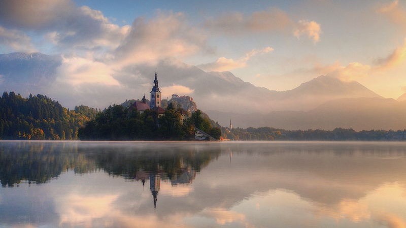 Jutro by Peter Cvenkelj