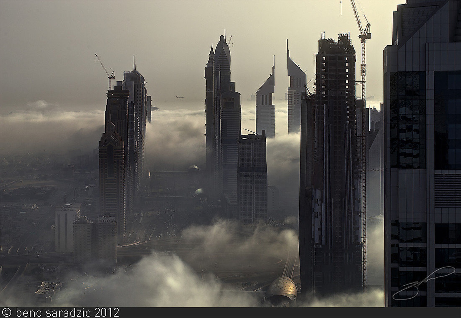 Dubai - Sheikh Zayed Road by Beno Saradzic