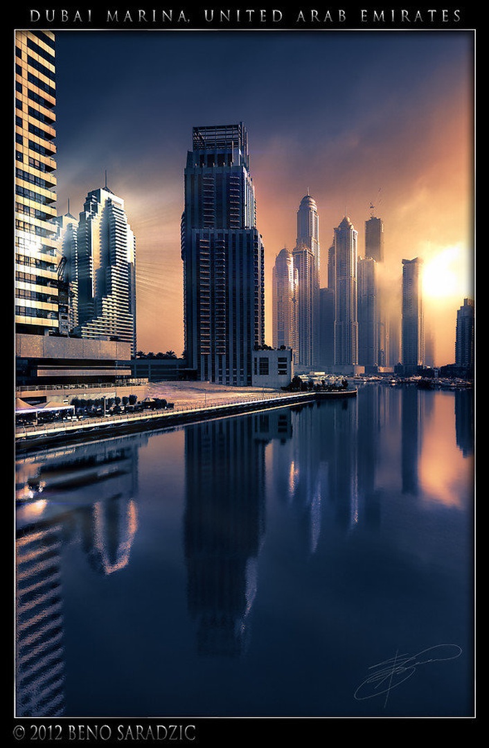 Dubai Marina v jutranji megli by Beno Saradzic