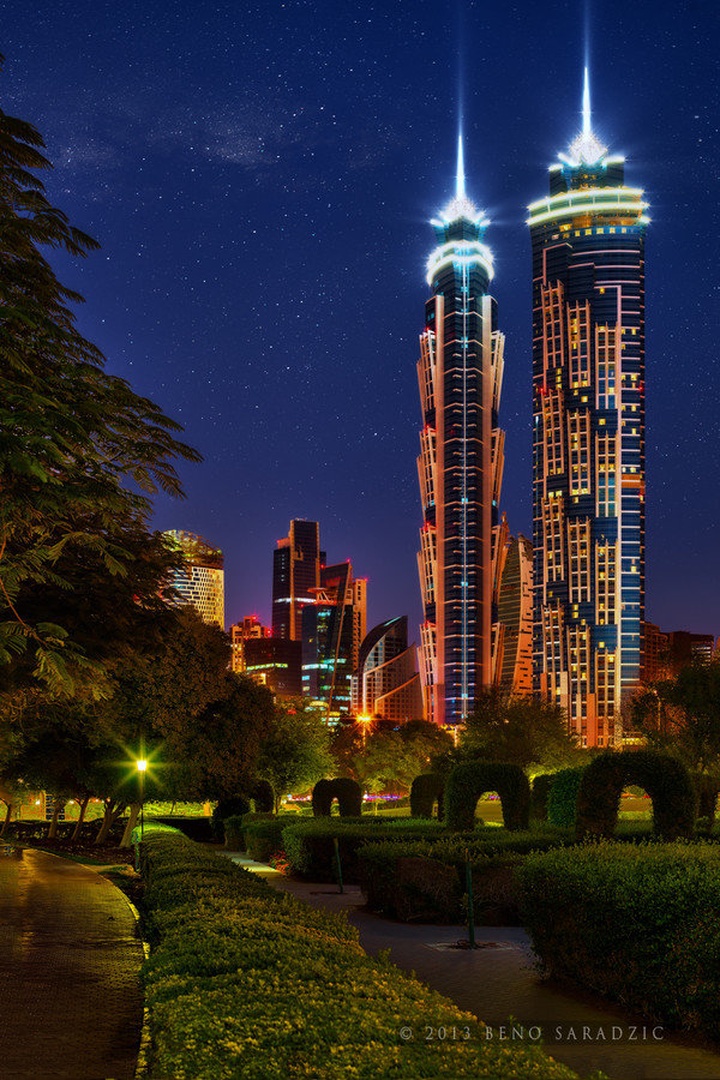 JW MARRIOTT MARQUIS DUBAI by Beno Saradzic