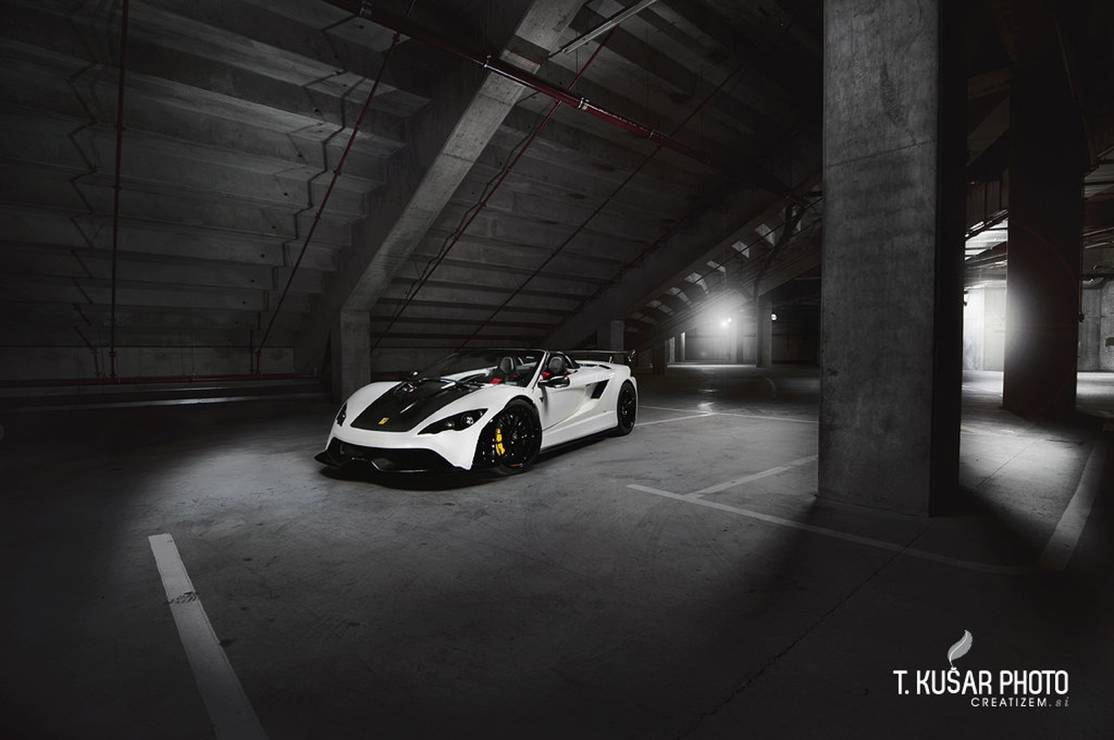Tushek Renovatio T500 by Tine Kušar