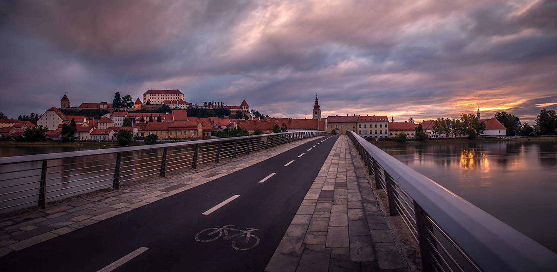 To the city by Danijel Turnšek