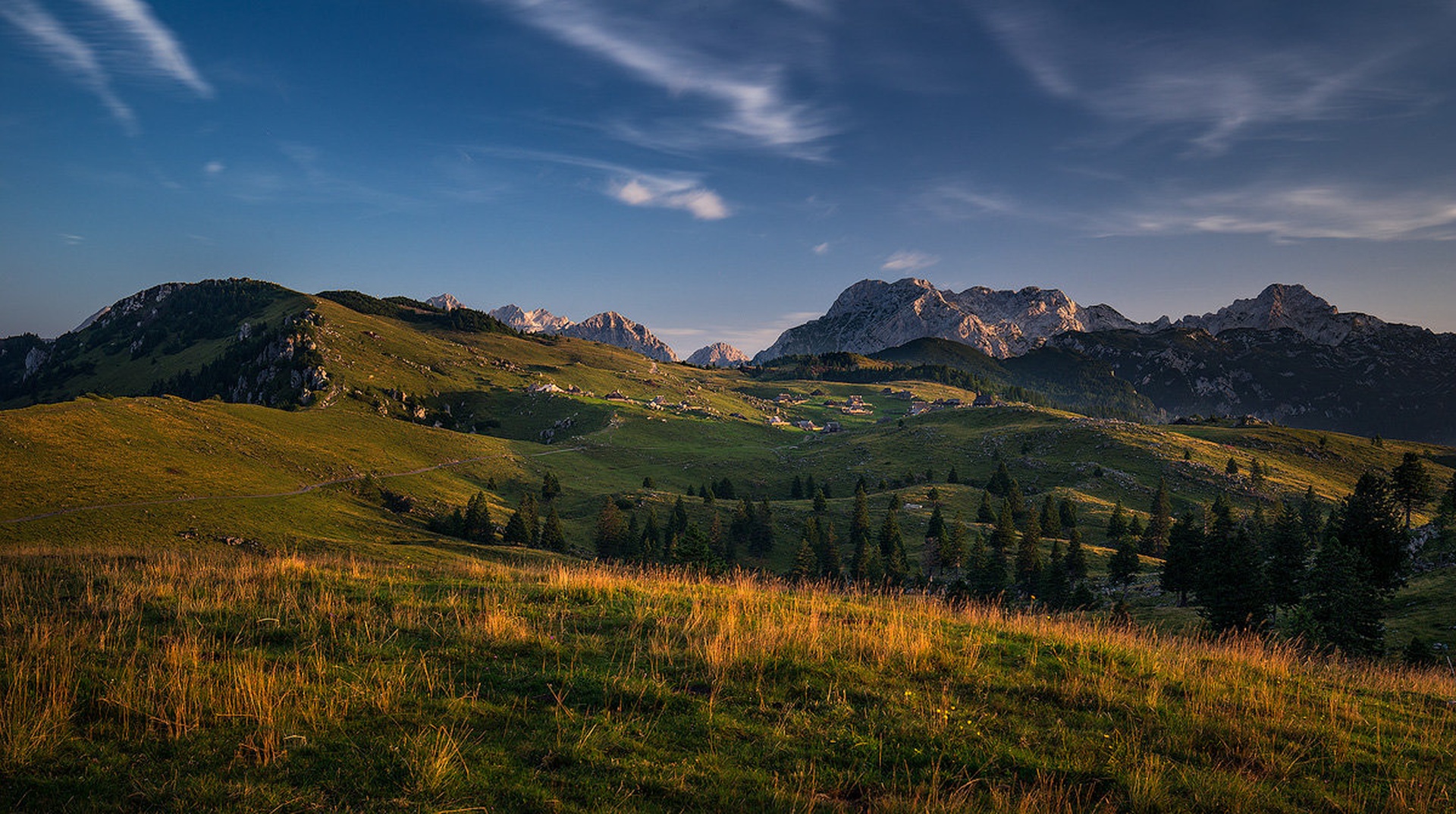 Jutro na veliki planini by Danijel Turnšek