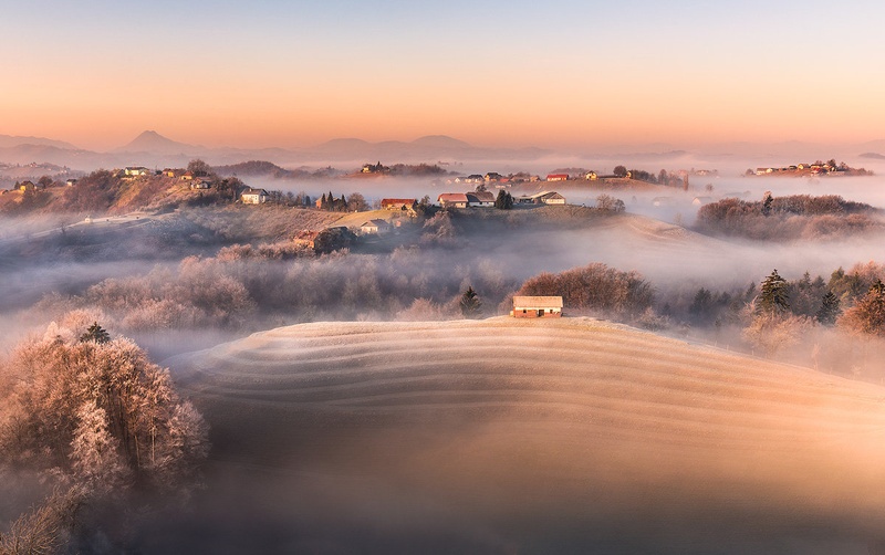 Decembrsko jutro by Danijel Turnšek