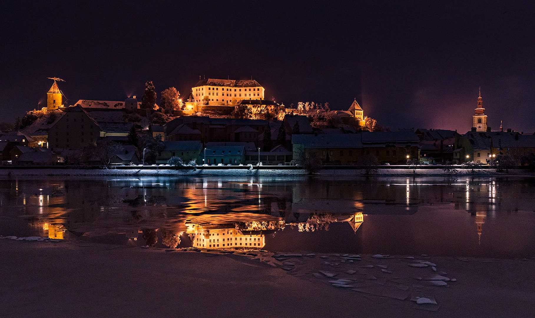 Zasnežen ptuj by Danijel Turnšek