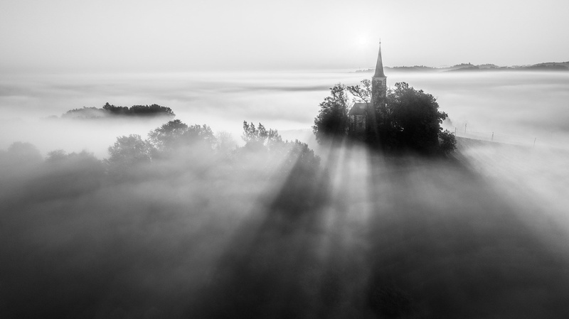 Megleno jutro by Danijel Turnšek