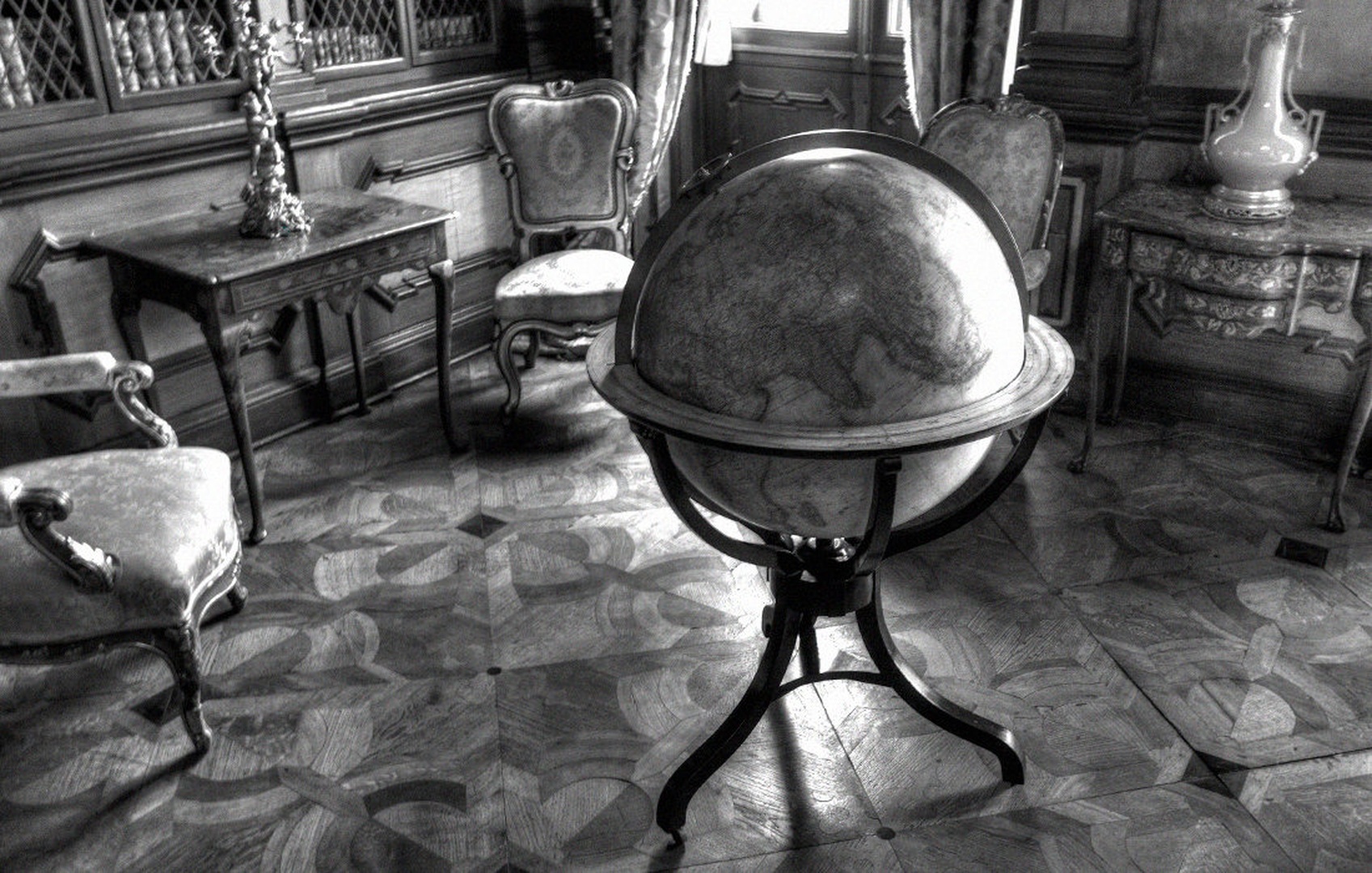 Globe by sebastjan čebular