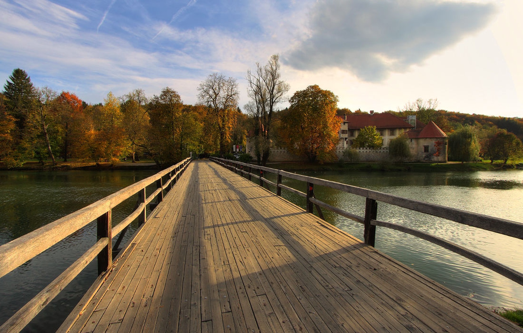 Welcome to autumn Otočec by sebastjan čebular