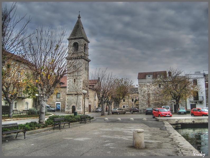 Mashograd 1 by Calista