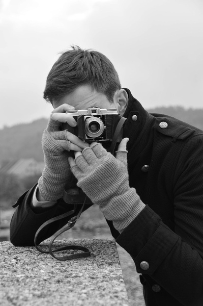 Young men… Old camera by Jasmin Porčič