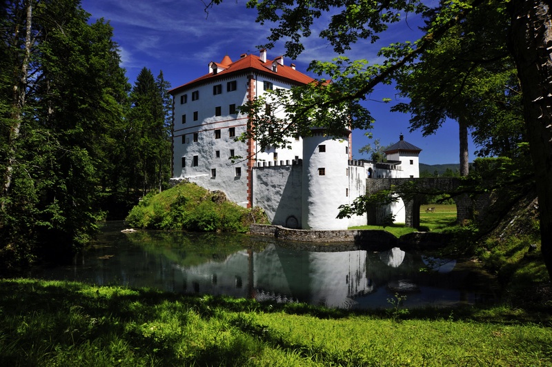 Palača by jadran tomsic