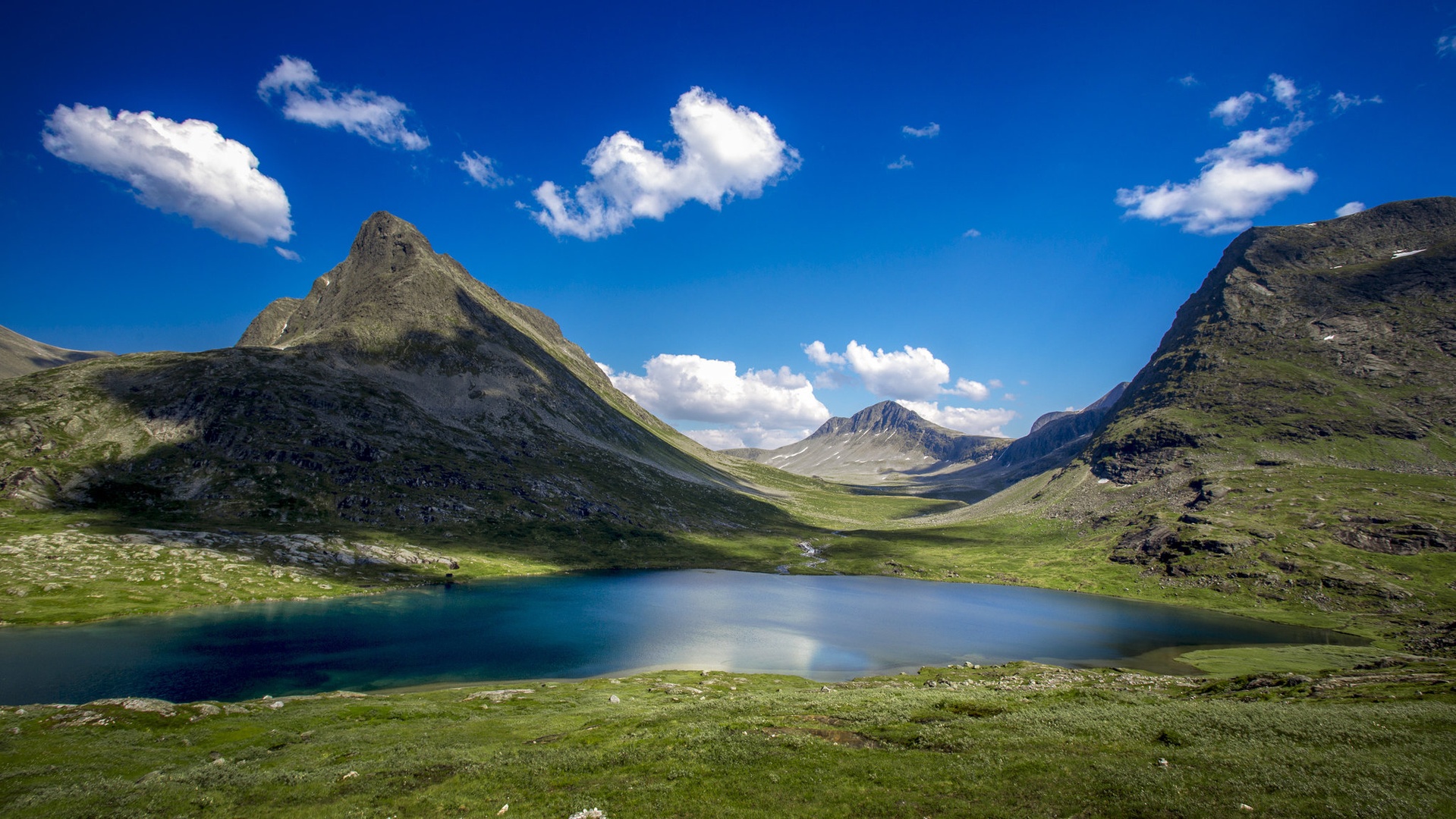 Norddal by Jure Gubanc