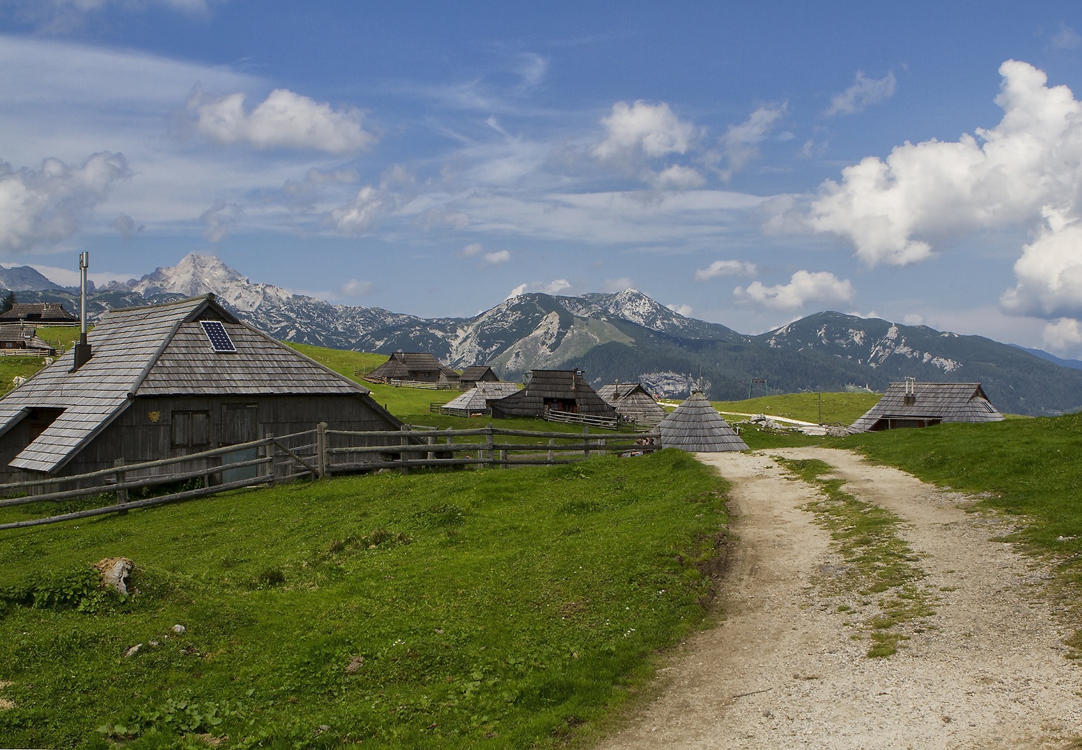 Planina by Mikki