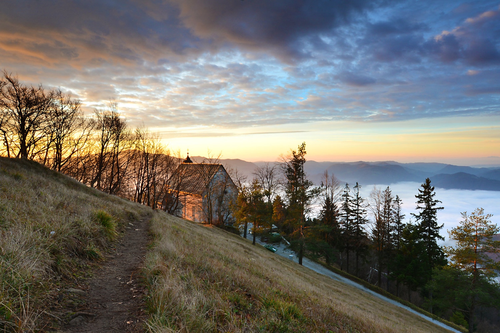 Nekje nad meglo .... by Grega Gobovc