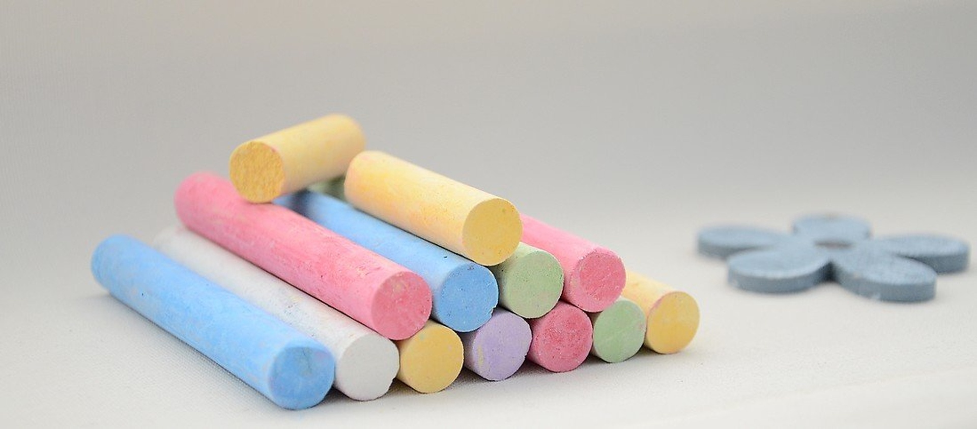 colours by