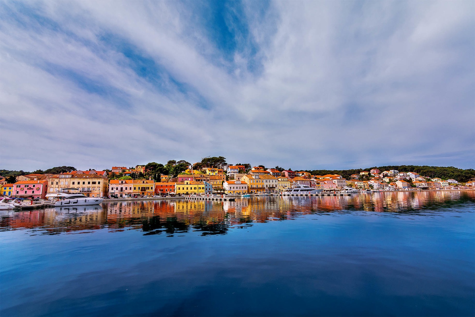 Lošinj by c bor