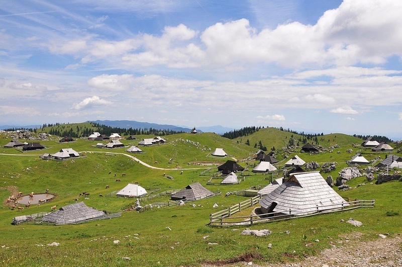Pastirsko naselje by Jože