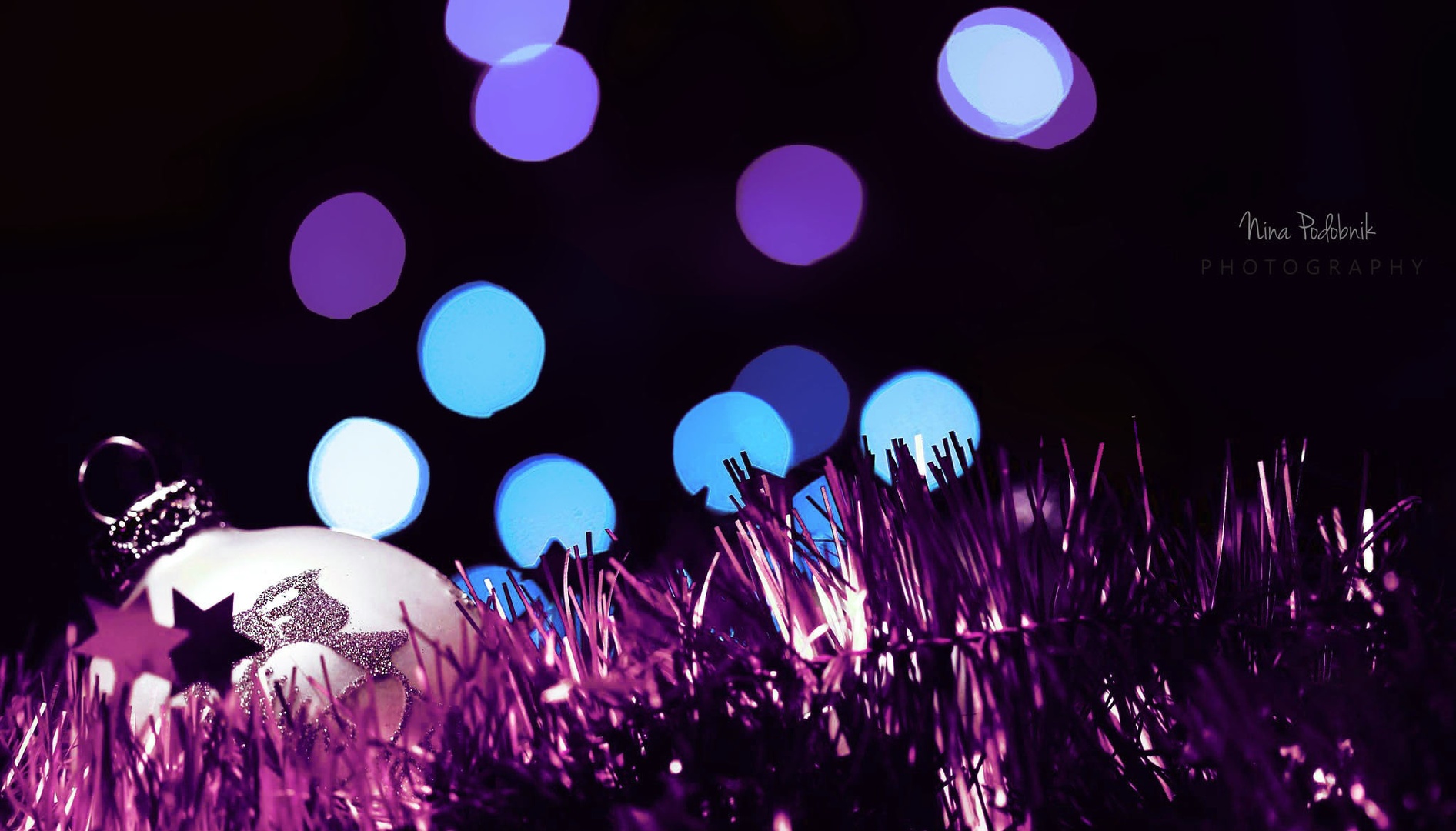 It's Christmas time by Nina Podobnik