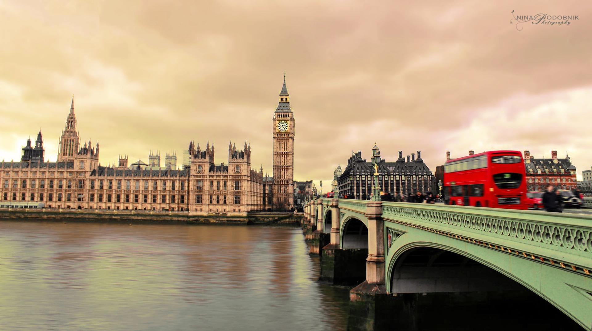 Houses of Parliament by Nina Podobnik
