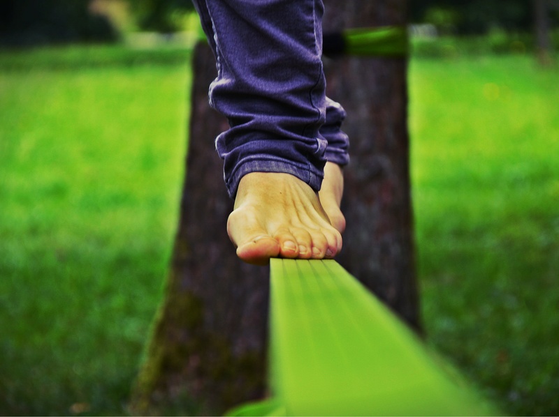 Step by step (slackline) by :)