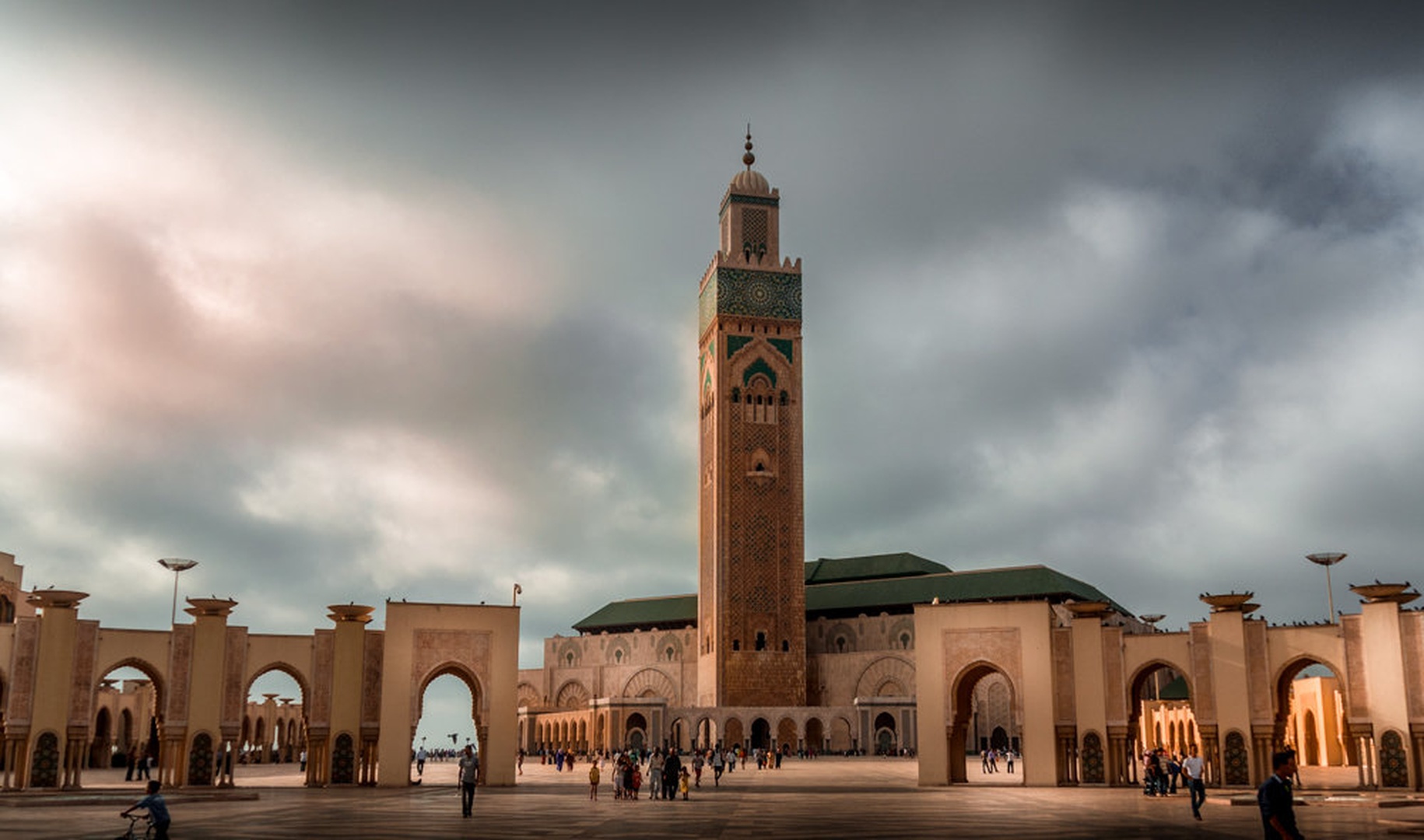 Mosque by Vili Gošnak