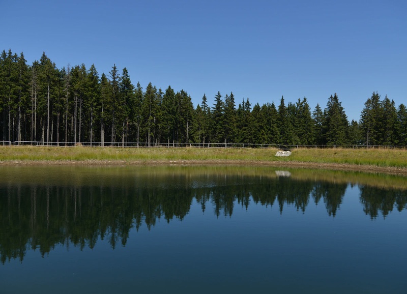 jezero by Dušan G.
