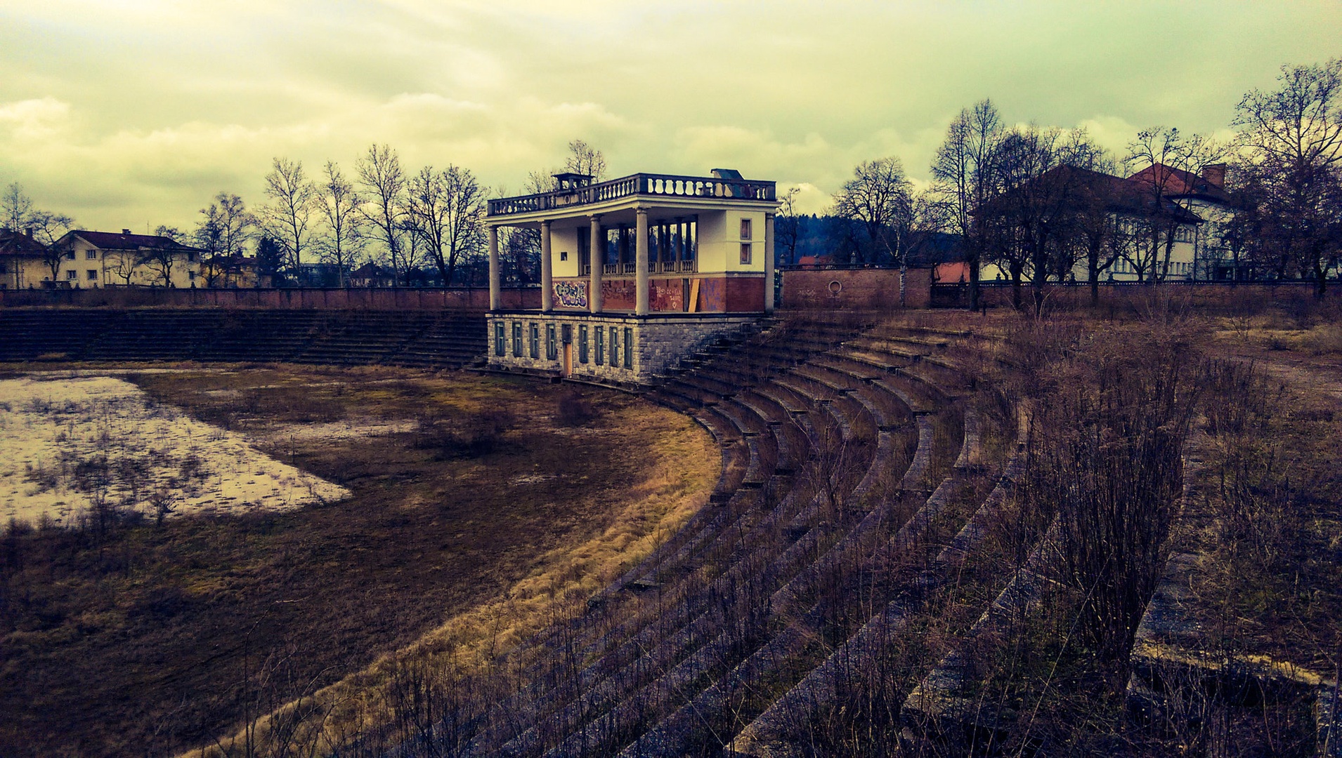 zapuščen stadijon Lj-Bežigrad by Gregor M.