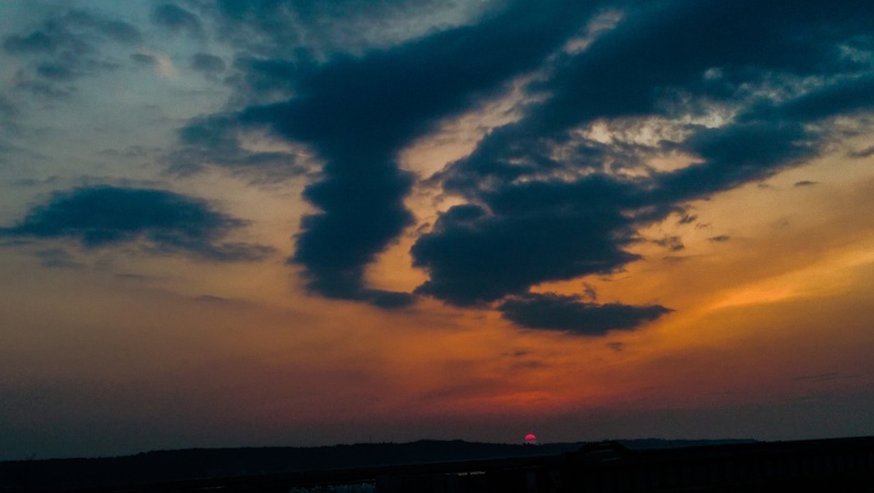 red sun by Gregor M.
