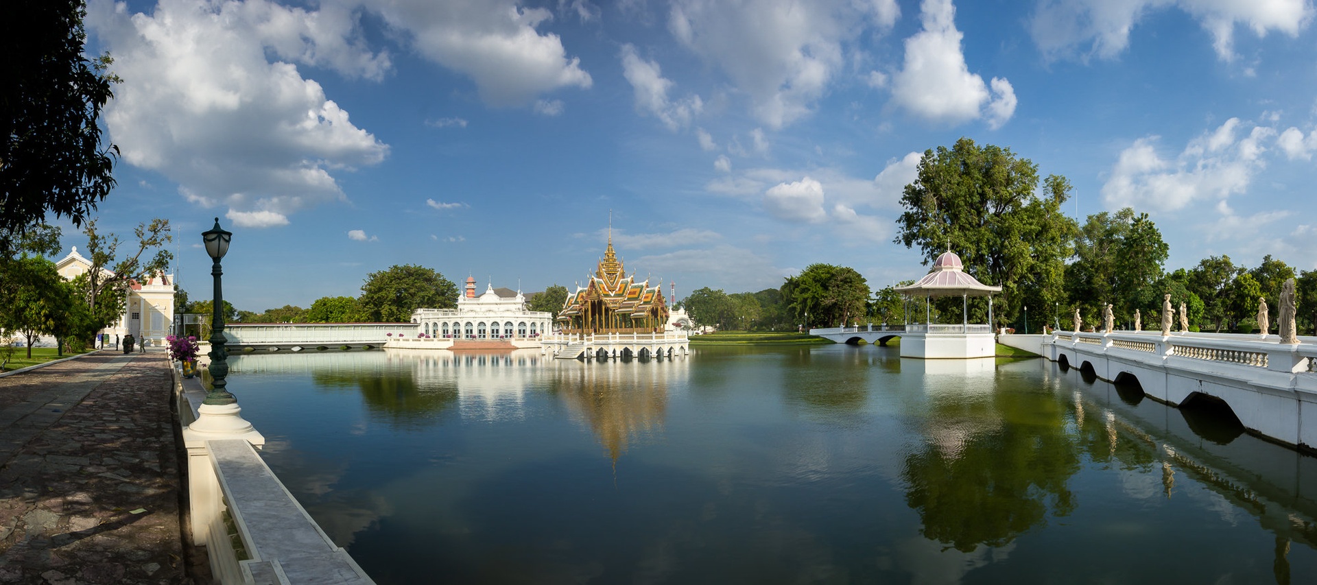 Bang Pa-In Palace by Tomaž K.