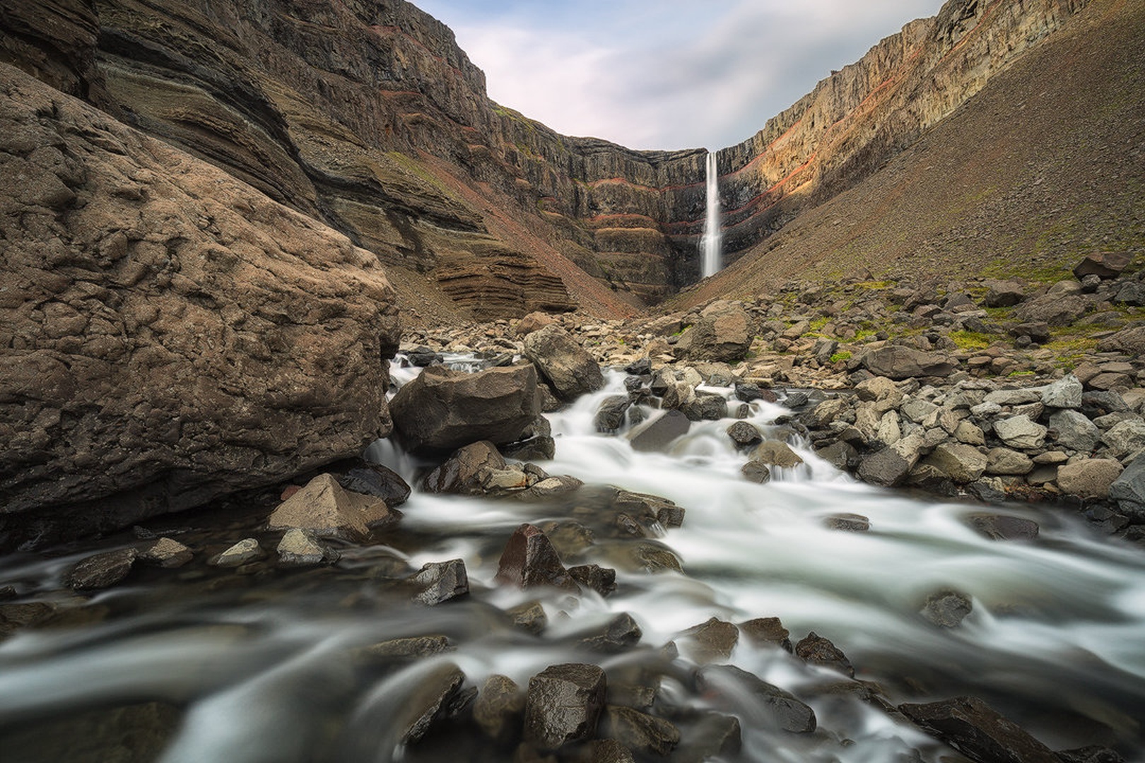 Hengifoss II by Tomaž K.