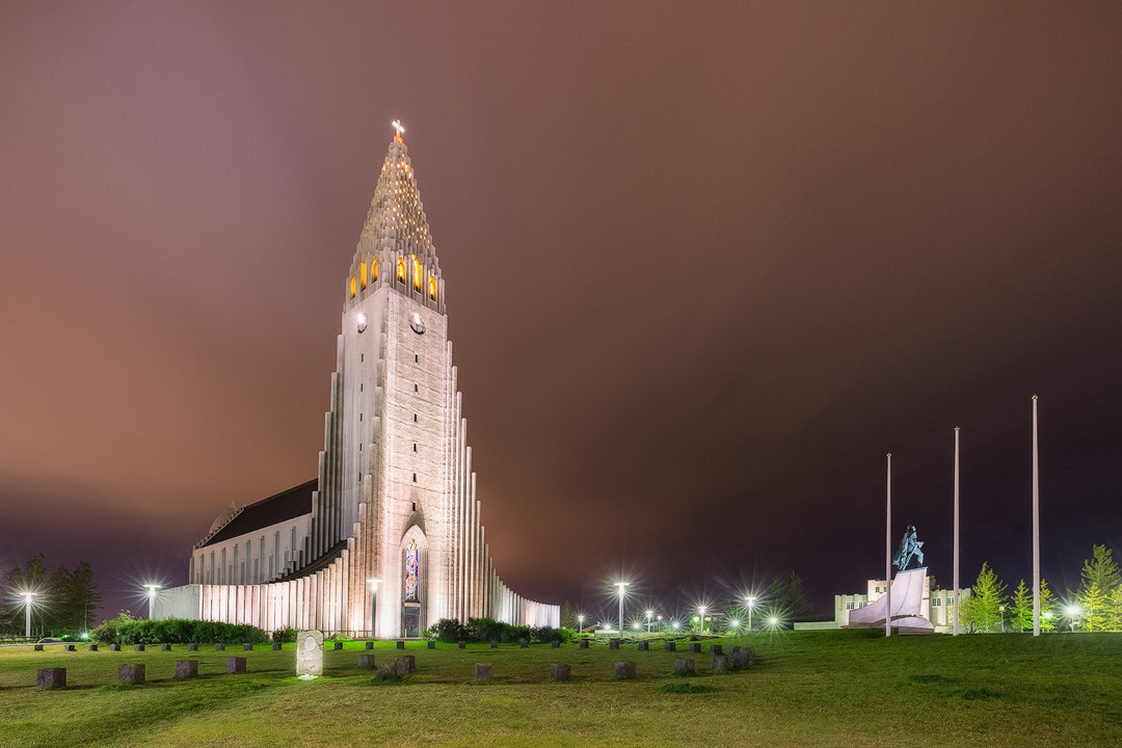 Hallgrimskirkja by Tomaž K.