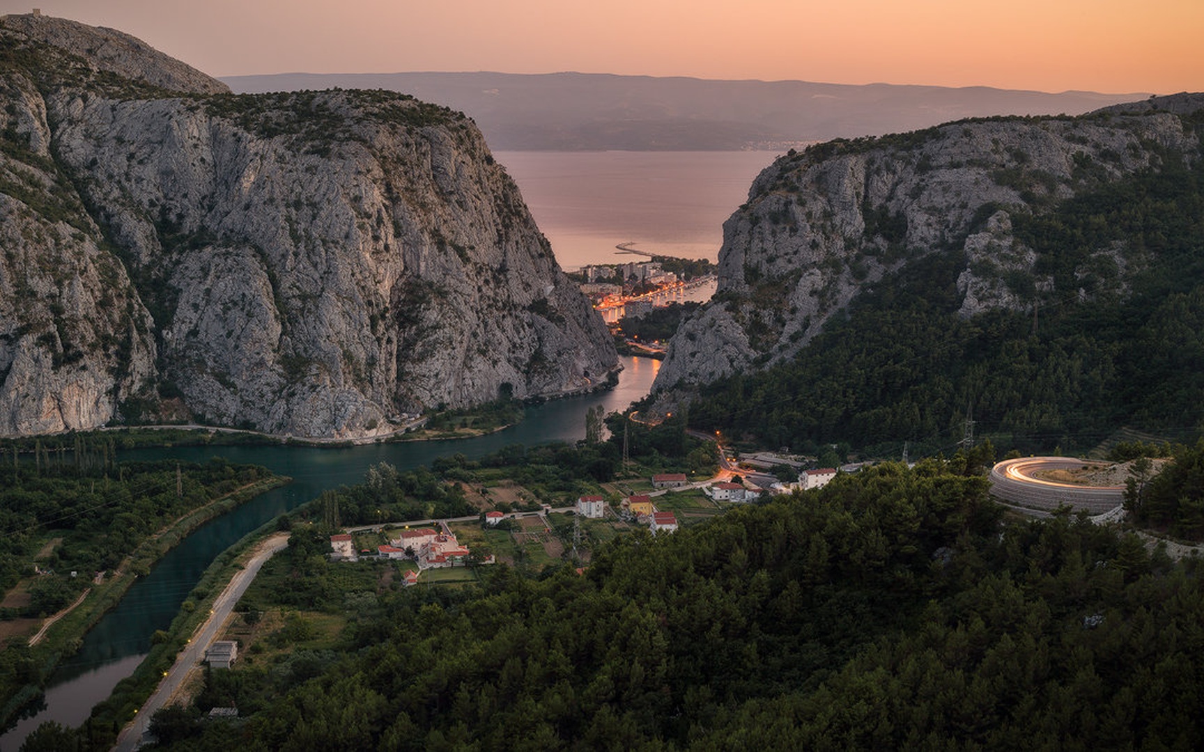 Omiš by Tomaž K.