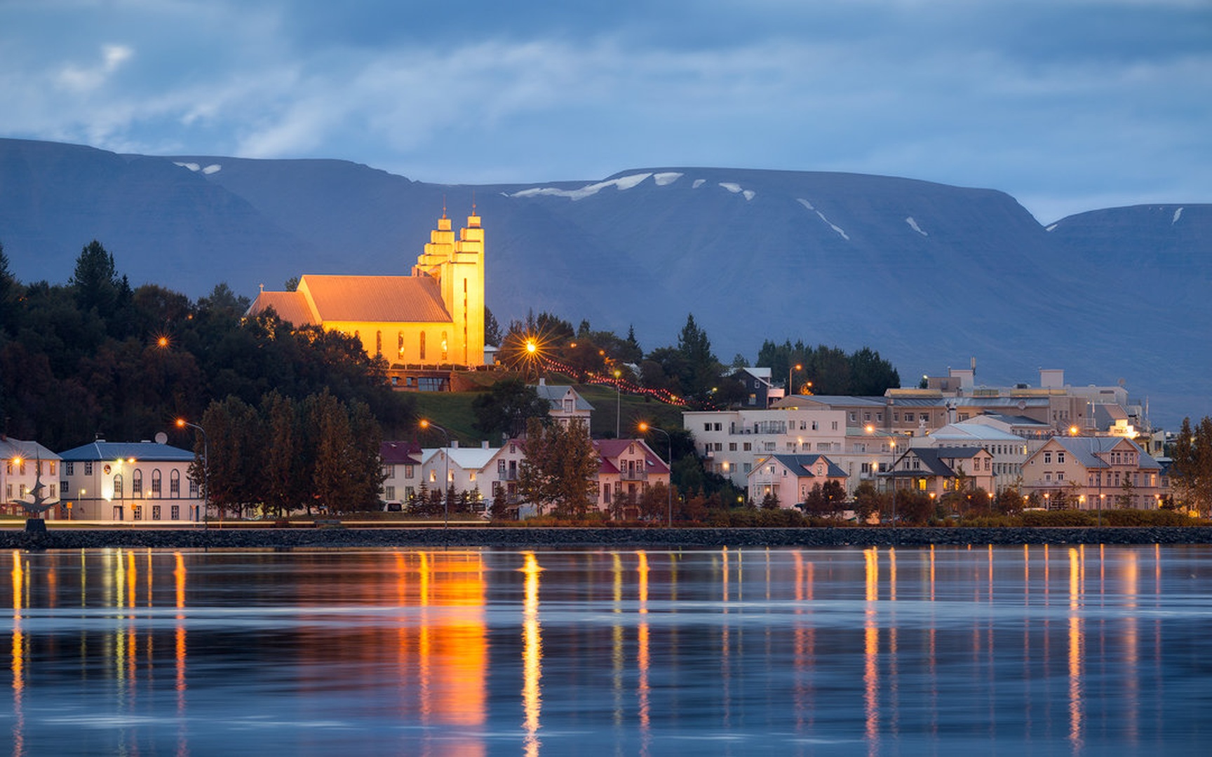 Akureyrarkirkja by Tomaž K.