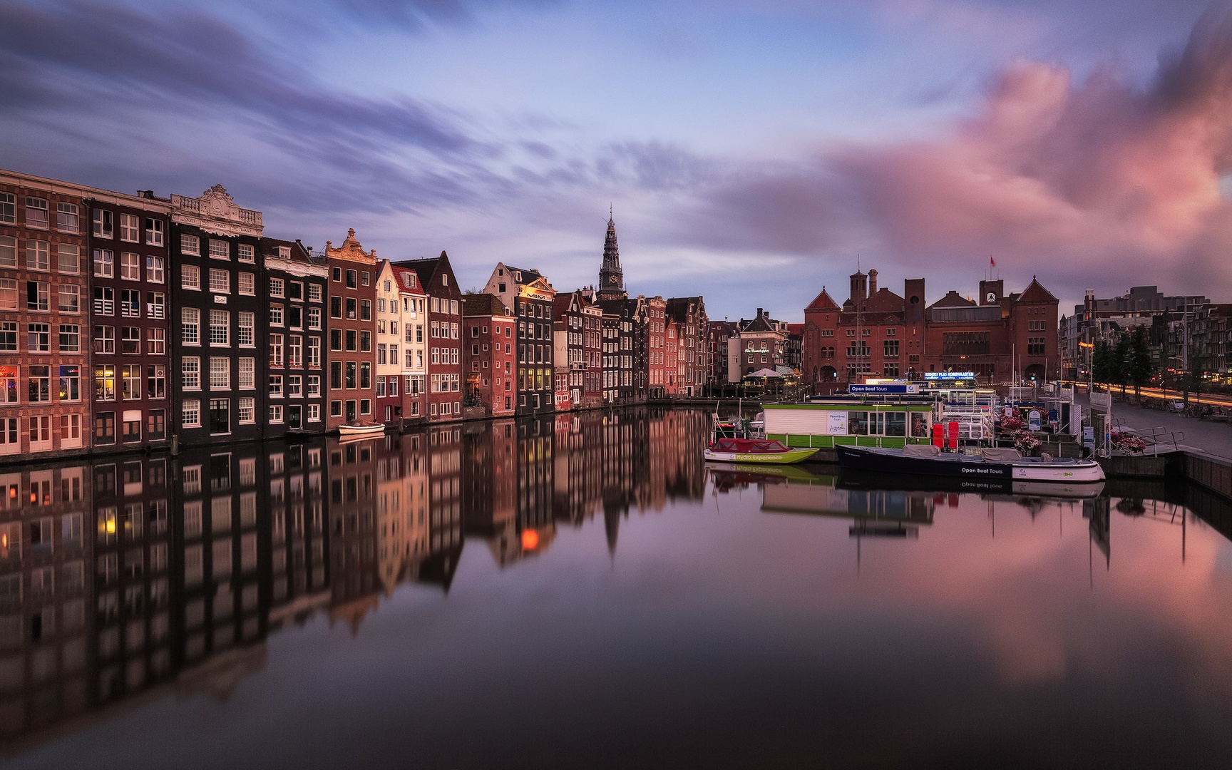 Amazing Amsterdam by Tomaž K.