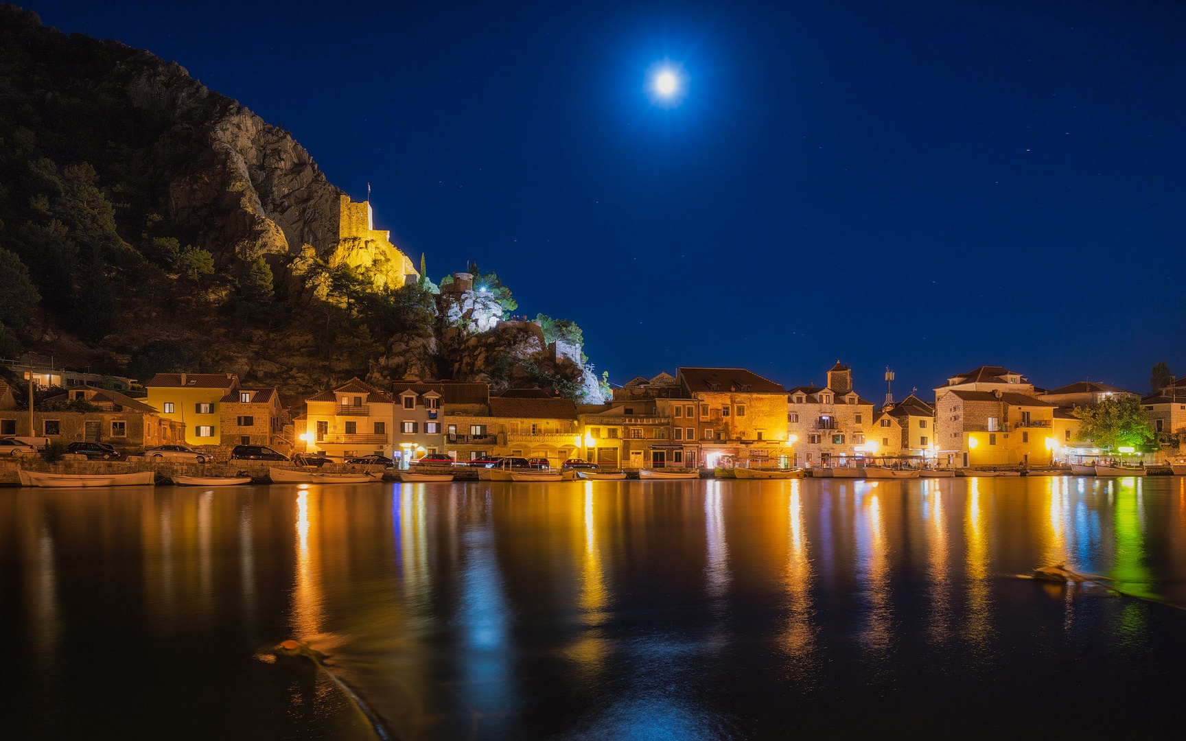 Omiš by Tomaž K.