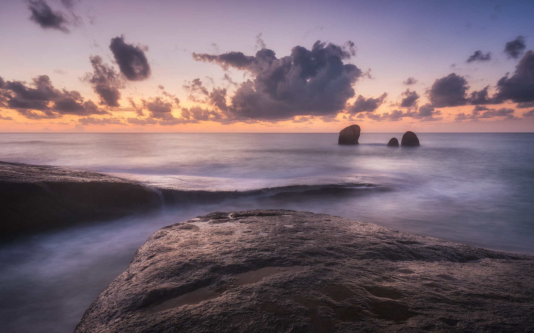 Lamai morning colors by Tomaž K.