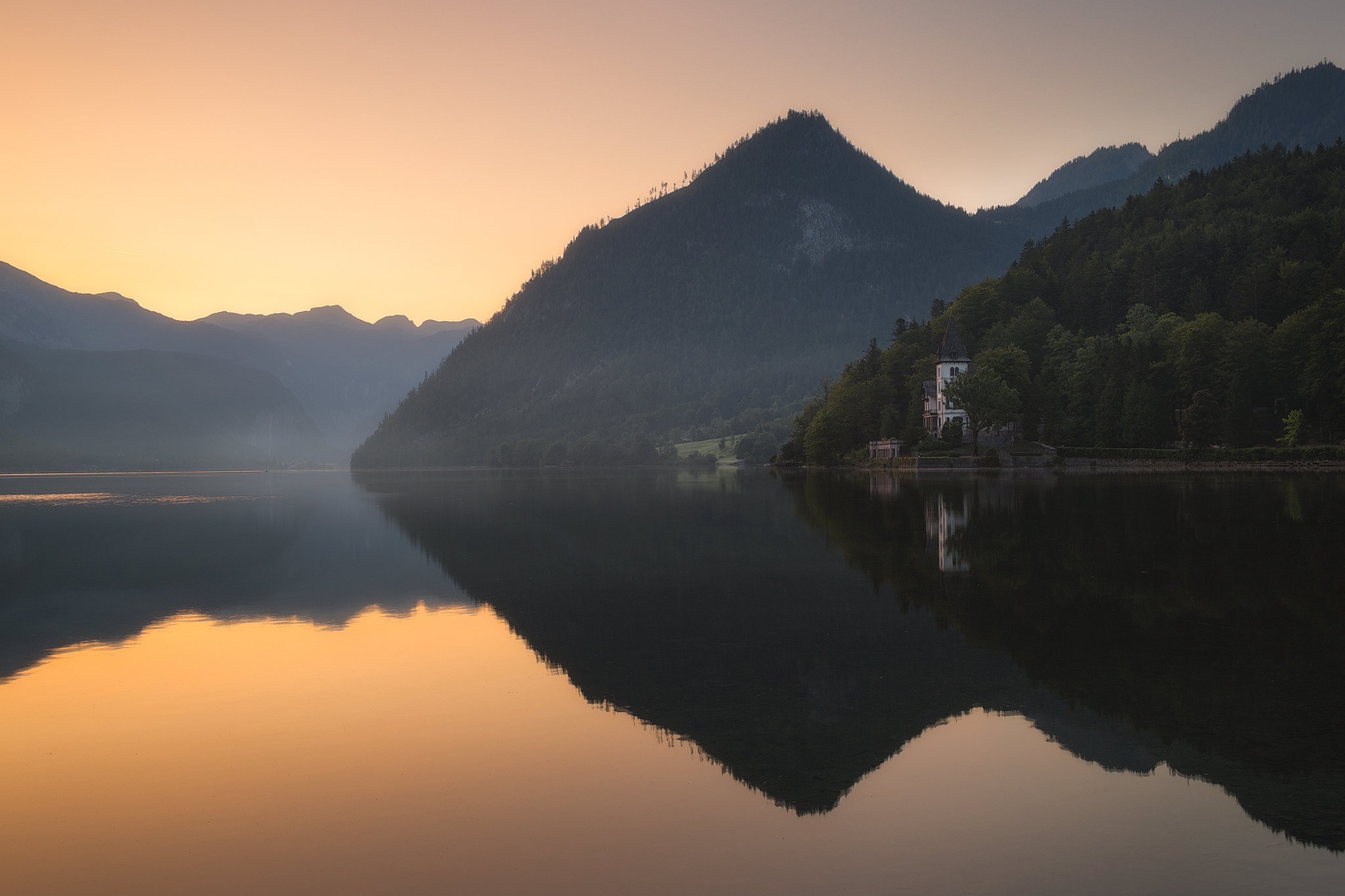 Grundlsee by Tomaž K.