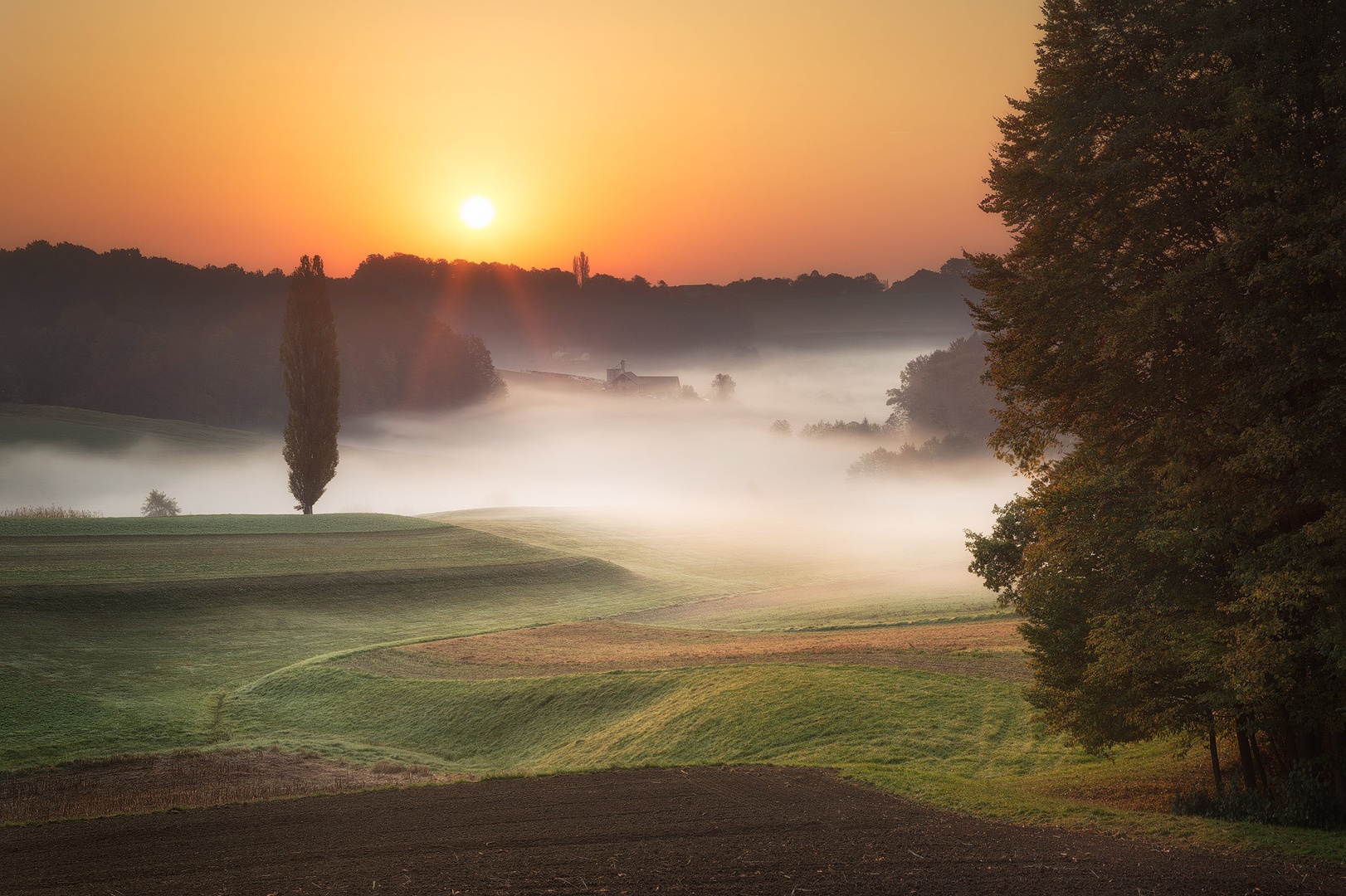 Jutro na Sveti Ani by Tomaž K.