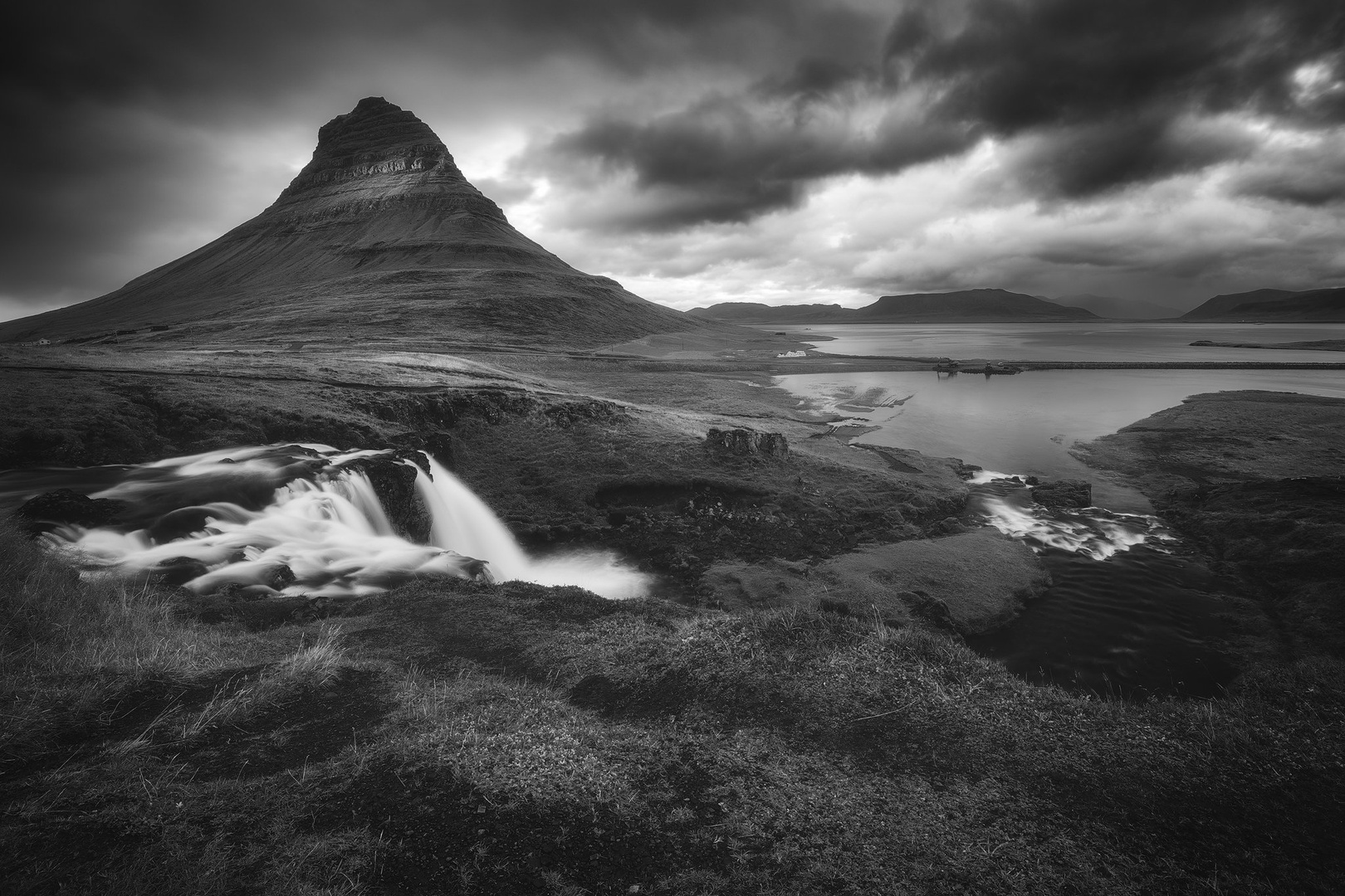 Kirkjufell by Tomaž K.