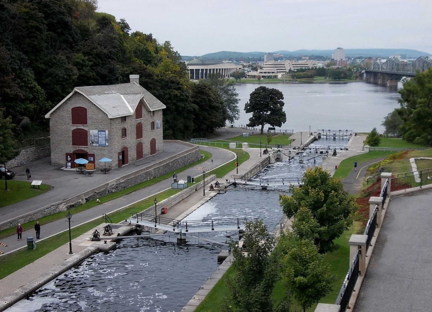 The Locks - Rideau Canal by ponytail