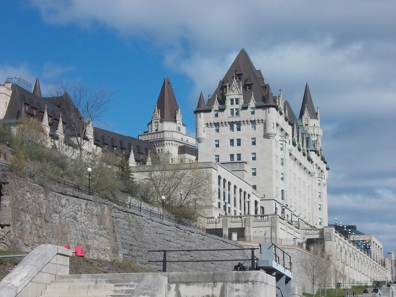 Fairmont Château Laurier by ponytail