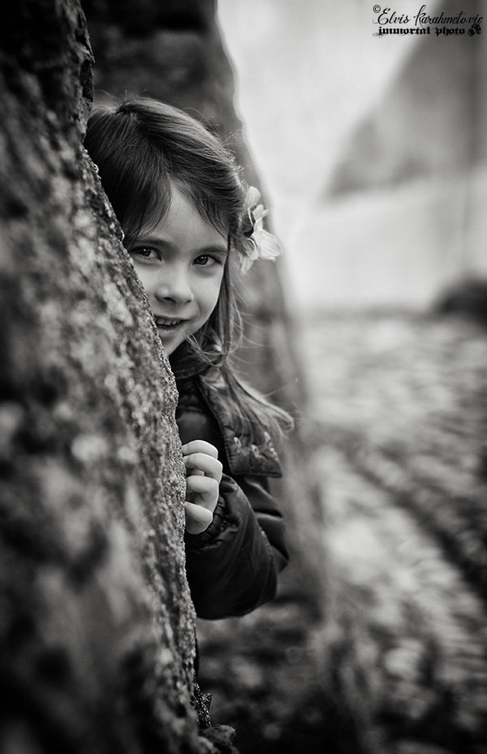Behind the Wall by Elvis Karahmetovič