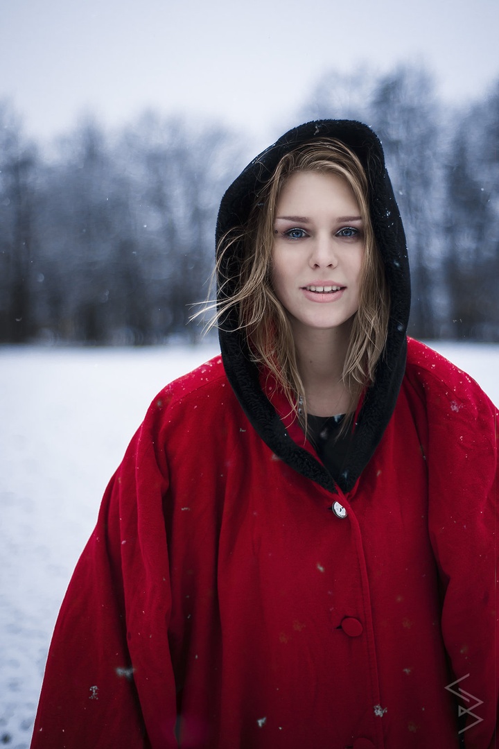 red Riding Hood by Bernarda C.
