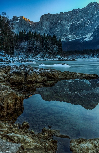 BELOPEŠKO JEZERO by Miroslav Ašanin